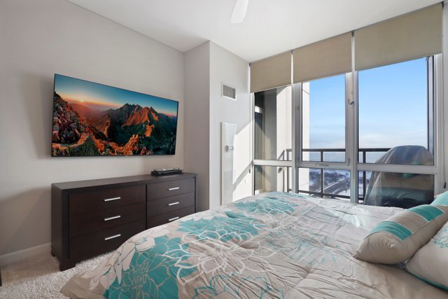 1629 South Prairie Avenue, Unit 2403 Chicago, IL 60616 - Photo 12 of 34