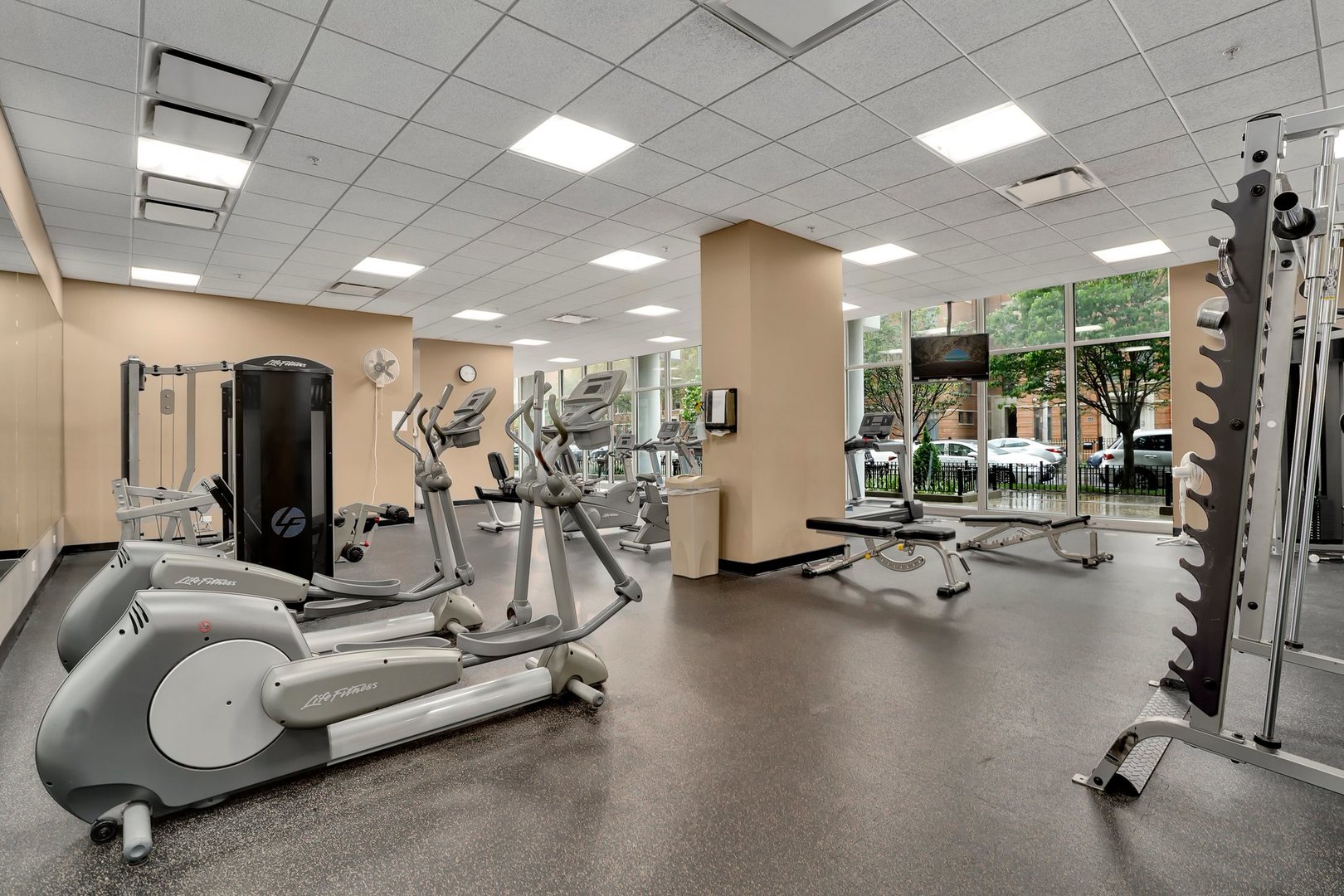 1629 South Prairie Avenue, Unit 2403 Chicago, IL 60616 - Photo 30 of 34