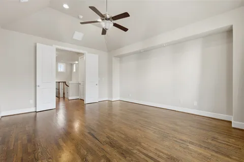 $599,999 | 2707 Cohn Trails Lane, Houston, TX 77007