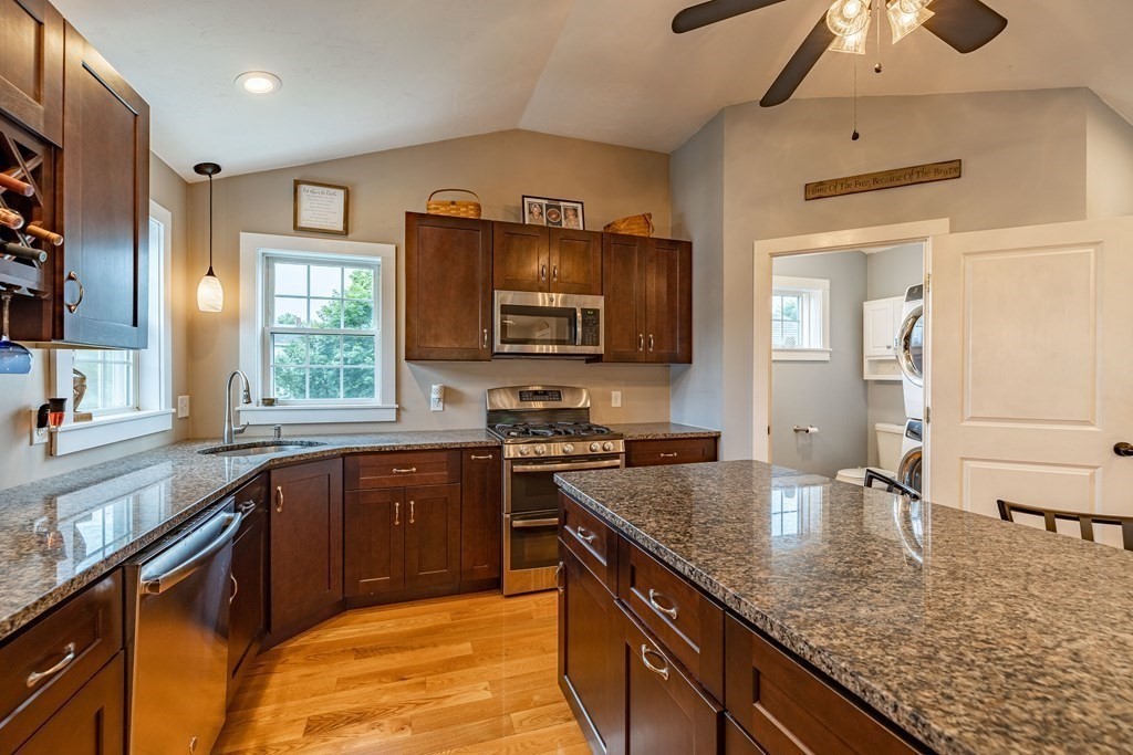 16 Maple Street Mendon, MA 01756 - Photo 17 of 42 Gallery Image 17