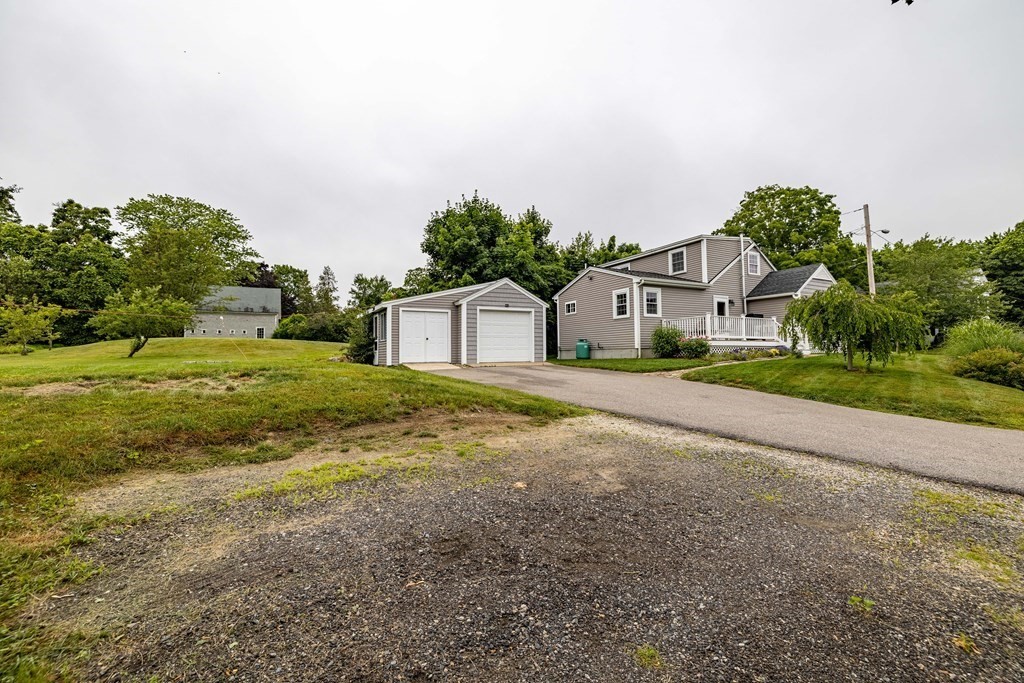 16 Maple Street Mendon, MA 01756 - Photo 6 of 42 Gallery Image 6