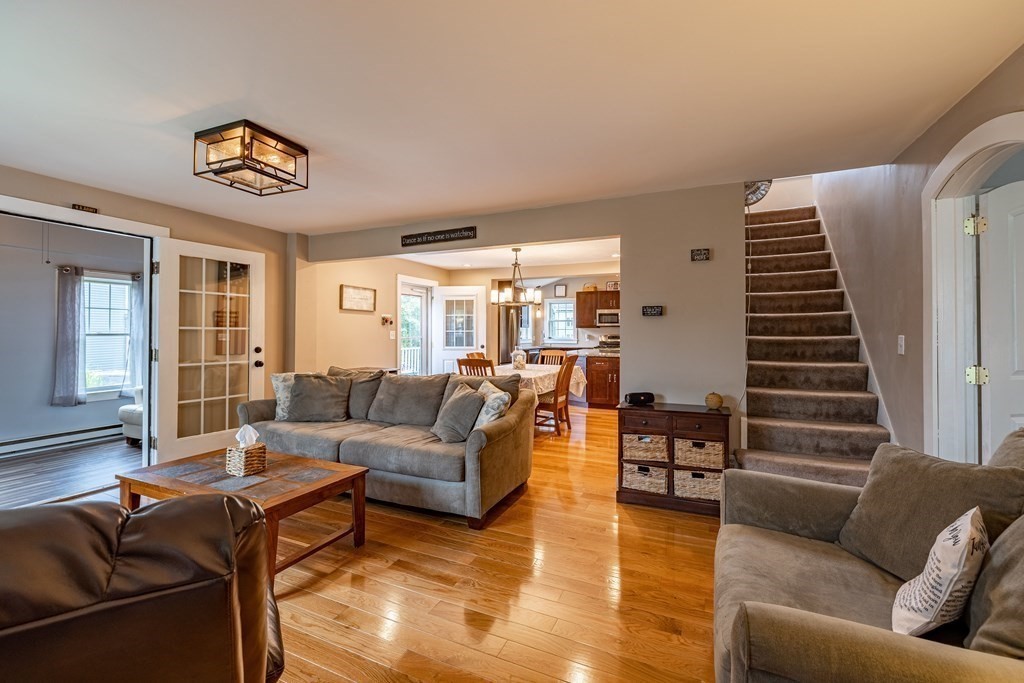 16 Maple Street Mendon, MA 01756 - Photo 9 of 42 Gallery Image 9