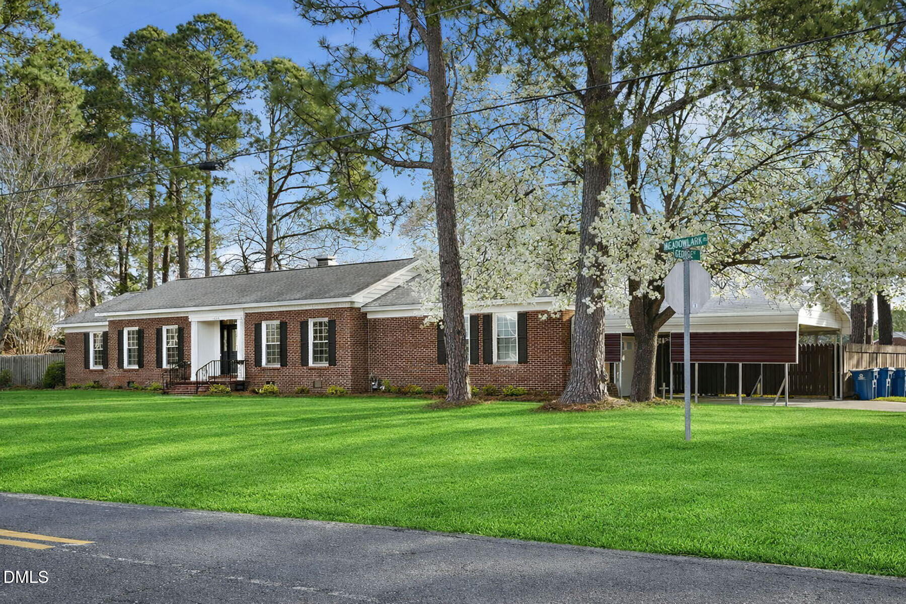 1200 Meadowlark Road Dunn, NC 28334 - Photo 5 of 45 3-web-or-mls-1200 Meadow Lark Rd-4-1