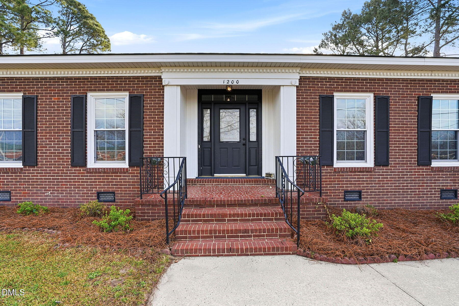 1200 Meadowlark Road Dunn, NC 28334 - Photo 7 of 45 7-web-or-mls-1200 Meadow Lark Rd-19