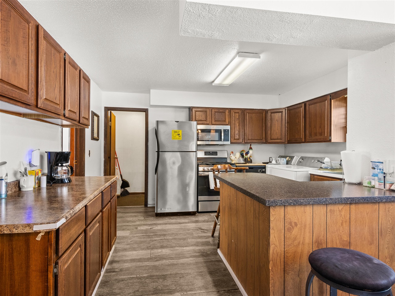 3175 Strand Road Muskegon, MI 49445 - Photo 2 of 59