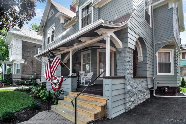 $3,495 | 623 Buffalo Avenue, Niagara Falls, NY 14303