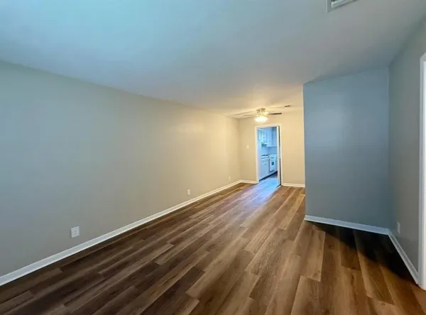 $1,200 | 1919 Yarborough Drive, Sherman, TX 75092