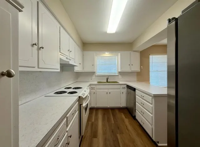 $1,200 | 1919 Yarborough Drive, Sherman, TX 75092