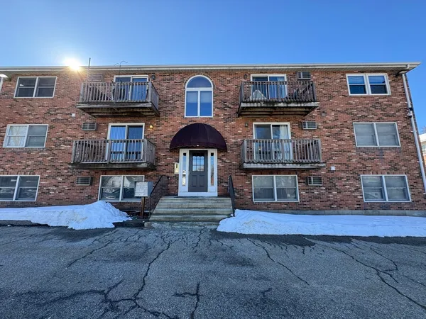 $289,000 | 51 Alvarado Avenue, Unit 204, Worcester, MA 01604