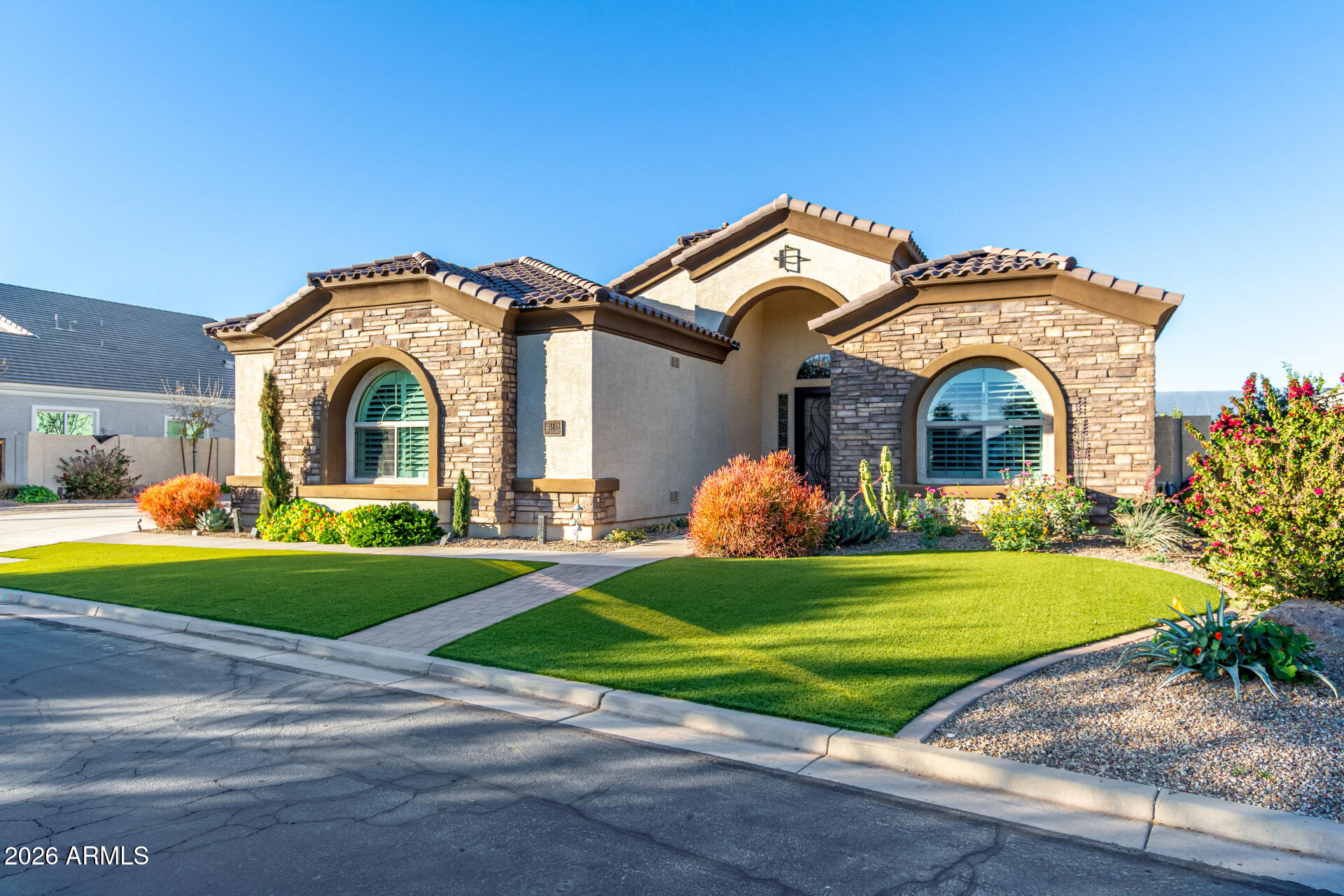 21718 East Camacho Road Queen Creek, AZ 85142 - Photo 11 of 75