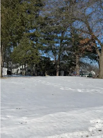 $20,000 | 608 West Union Street, Waupaca, WI 54981