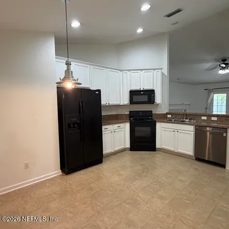 $2,100 | 12045 Sands Pointe Court, Macclenny, FL 32063