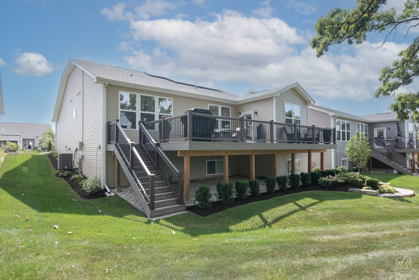 824 Spring Drive Lindenhurst, IL 60046 - Photo 19 of 26