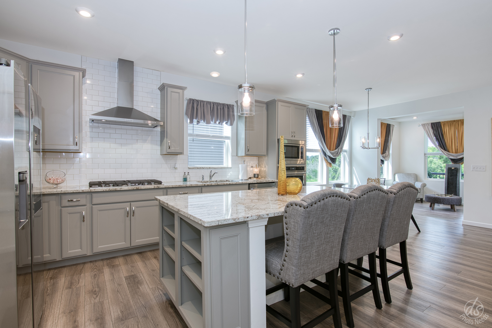 824 Spring Drive Lindenhurst, IL 60046 - Photo 8 of 26