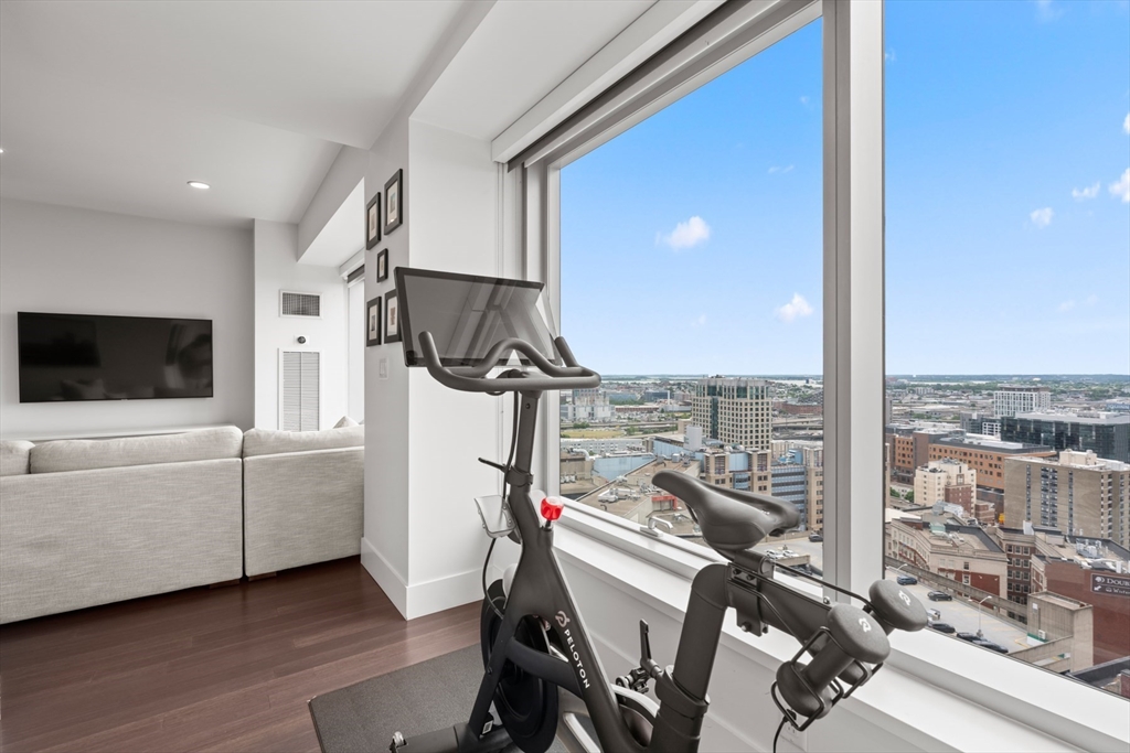 110 Stuart Street, Unit 26J Boston, MA 02116 - Photo 18 of 38