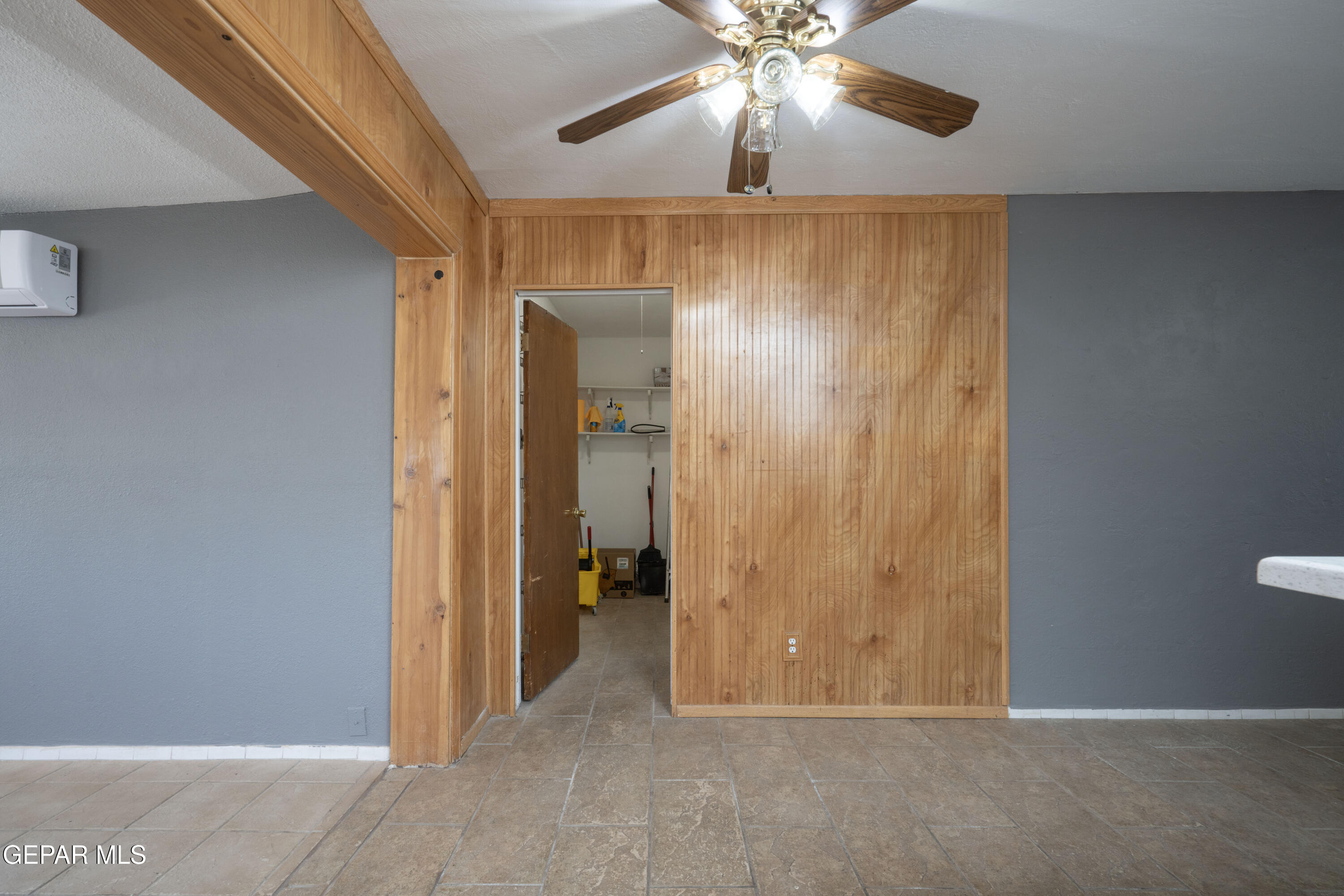 2636 Prestwick Road El Paso, TX 79925 - Photo 18 of 31 DSC05983