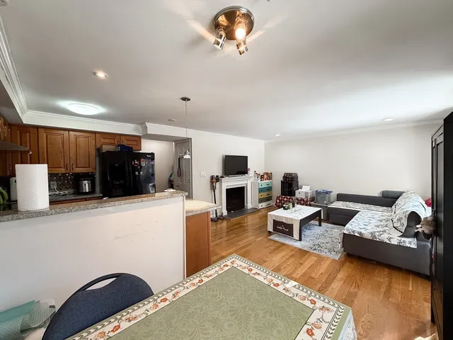 $2,500 | 53 Jericho Road, Unit B, Weston, MA 02493