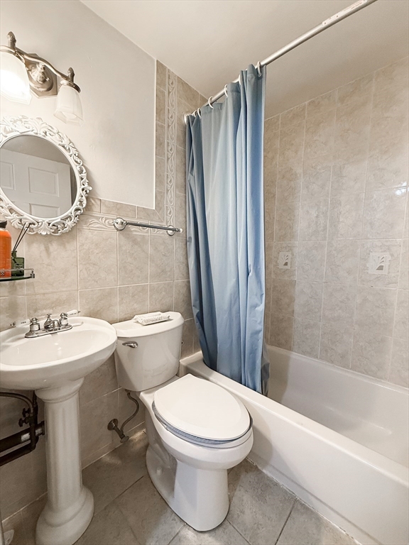 53 Jericho Road, Unit B Weston, MA 02493 - Photo 10 of 13