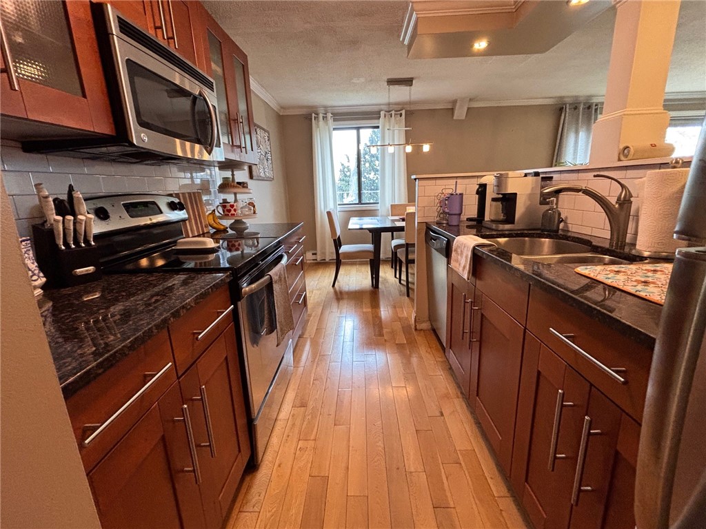 4162 Post Road, Unit 15 Warwick, RI 02818 - Photo 3 of 12