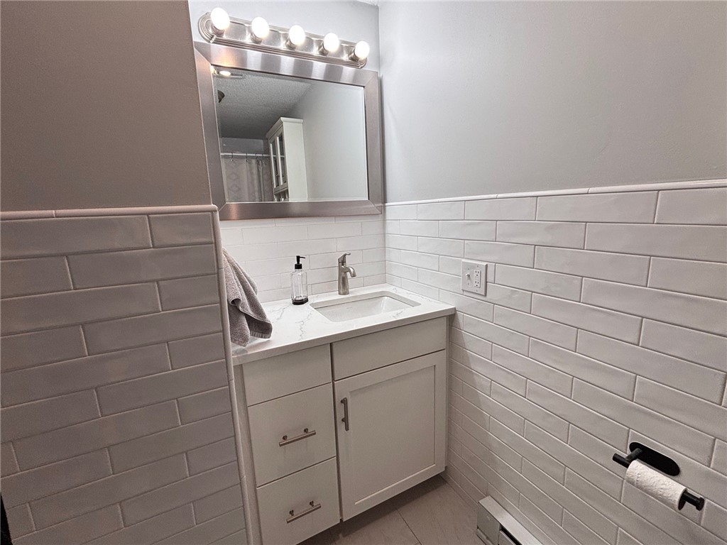4162 Post Road, Unit 15 Warwick, RI 02818 - Photo 7 of 12