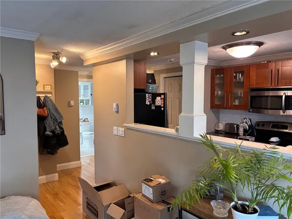$2,100 | 4162 Post Road, Unit 15, Warwick, RI 02818