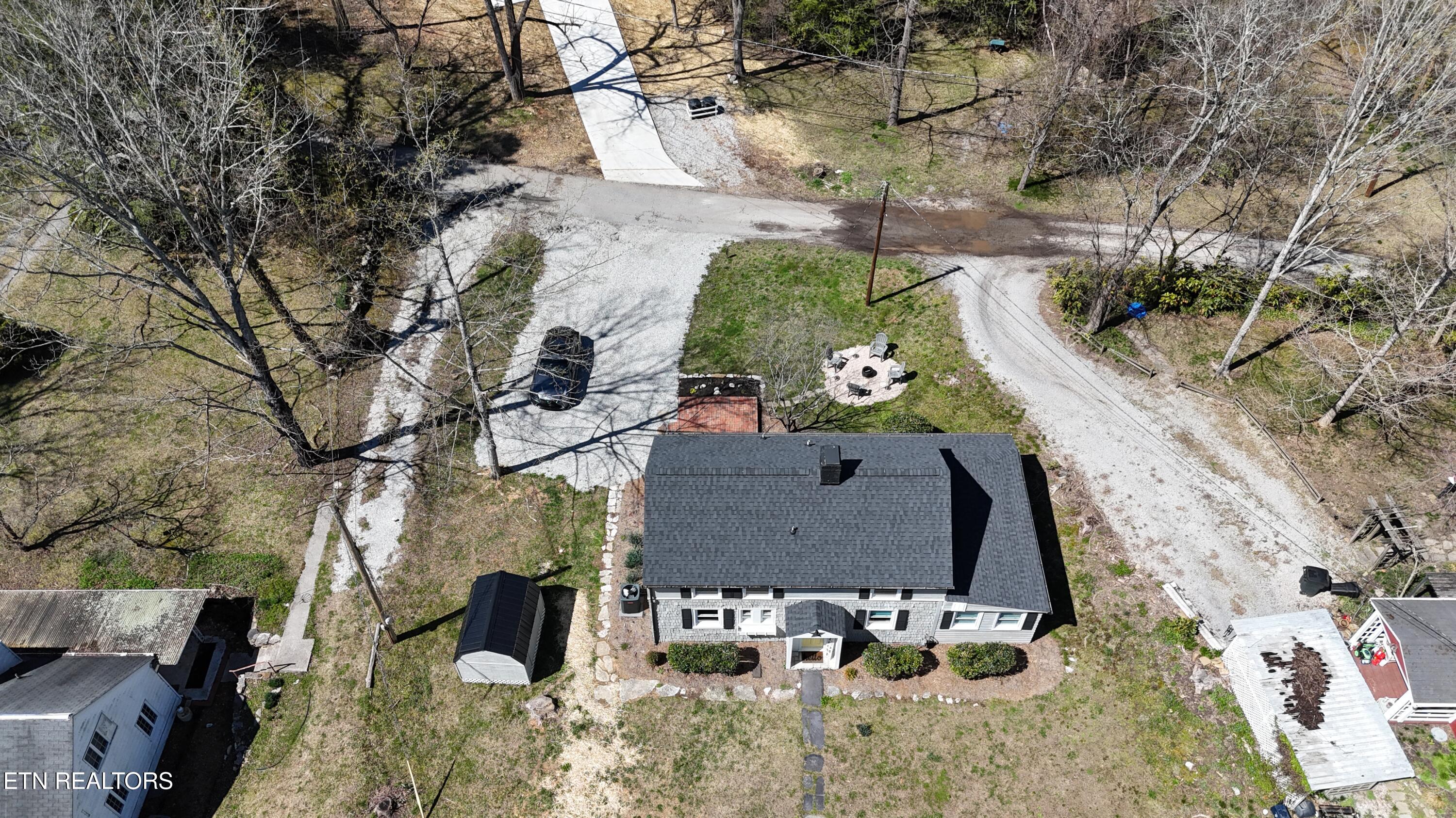 44 West Norris Road Norris, TN 37828 - Photo 2 of 49 dji_fly_20250321_132850_0012_17428484043