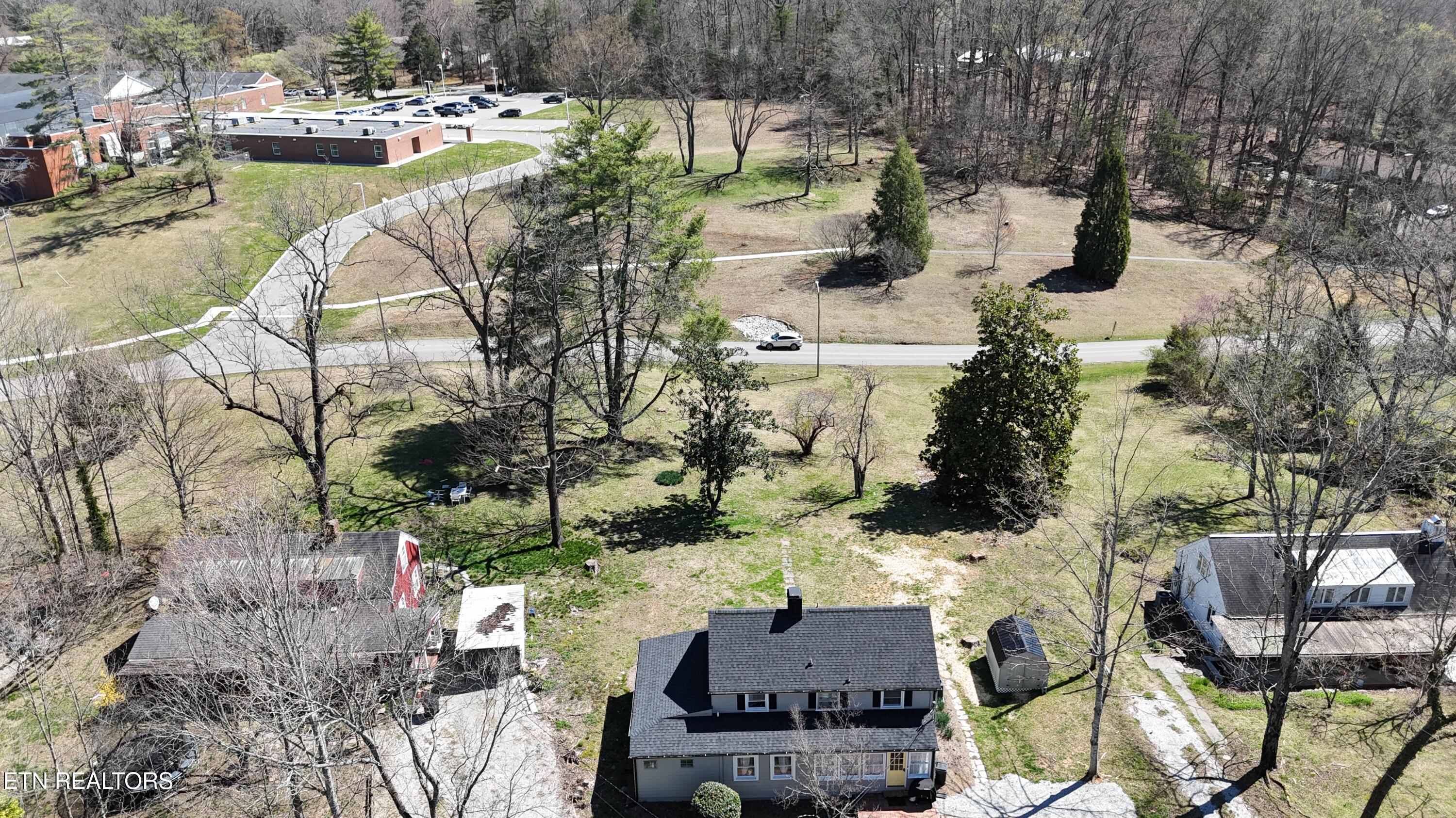 44 West Norris Road Norris, TN 37828 - Photo 3 of 49 dji_fly_20250321_132940_0015_17428484077