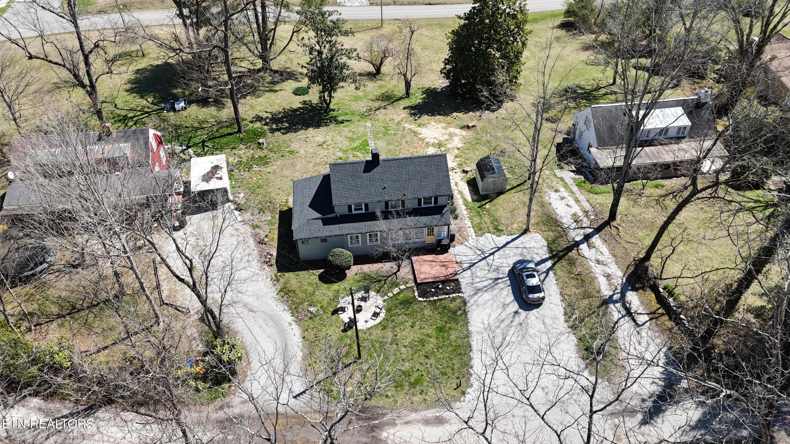 44 West Norris Road Norris, TN 37828 - Photo 4 of 49 dji_fly_20250321_132936_0014_17428484066