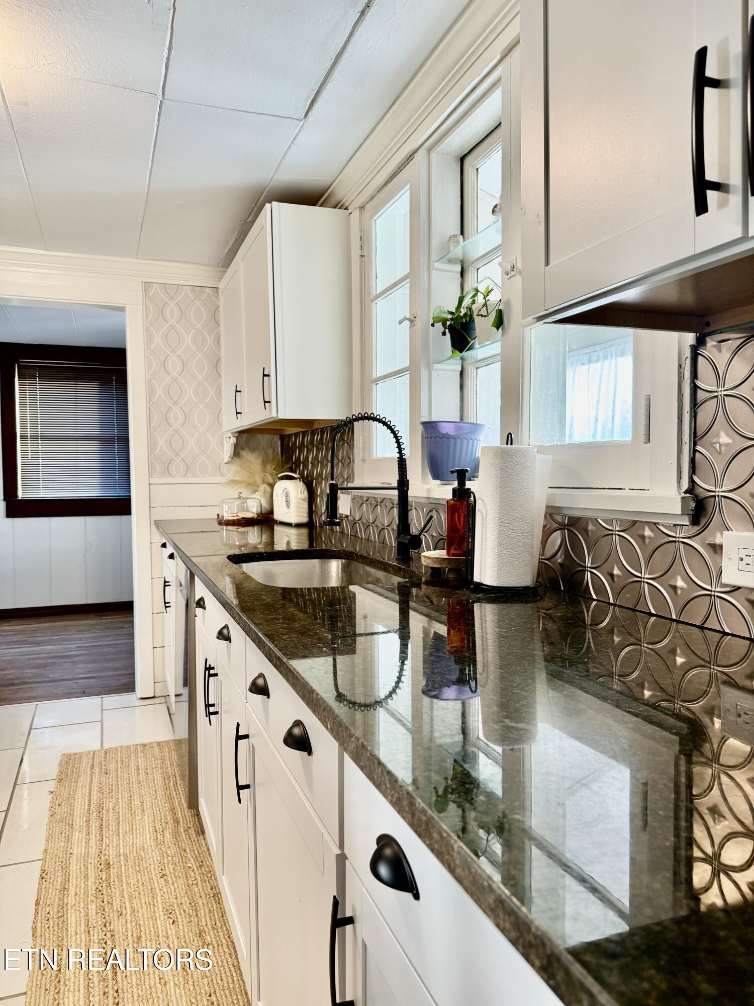 44 West Norris Road Norris, TN 37828 - Photo 10 of 49 FullSizeRender