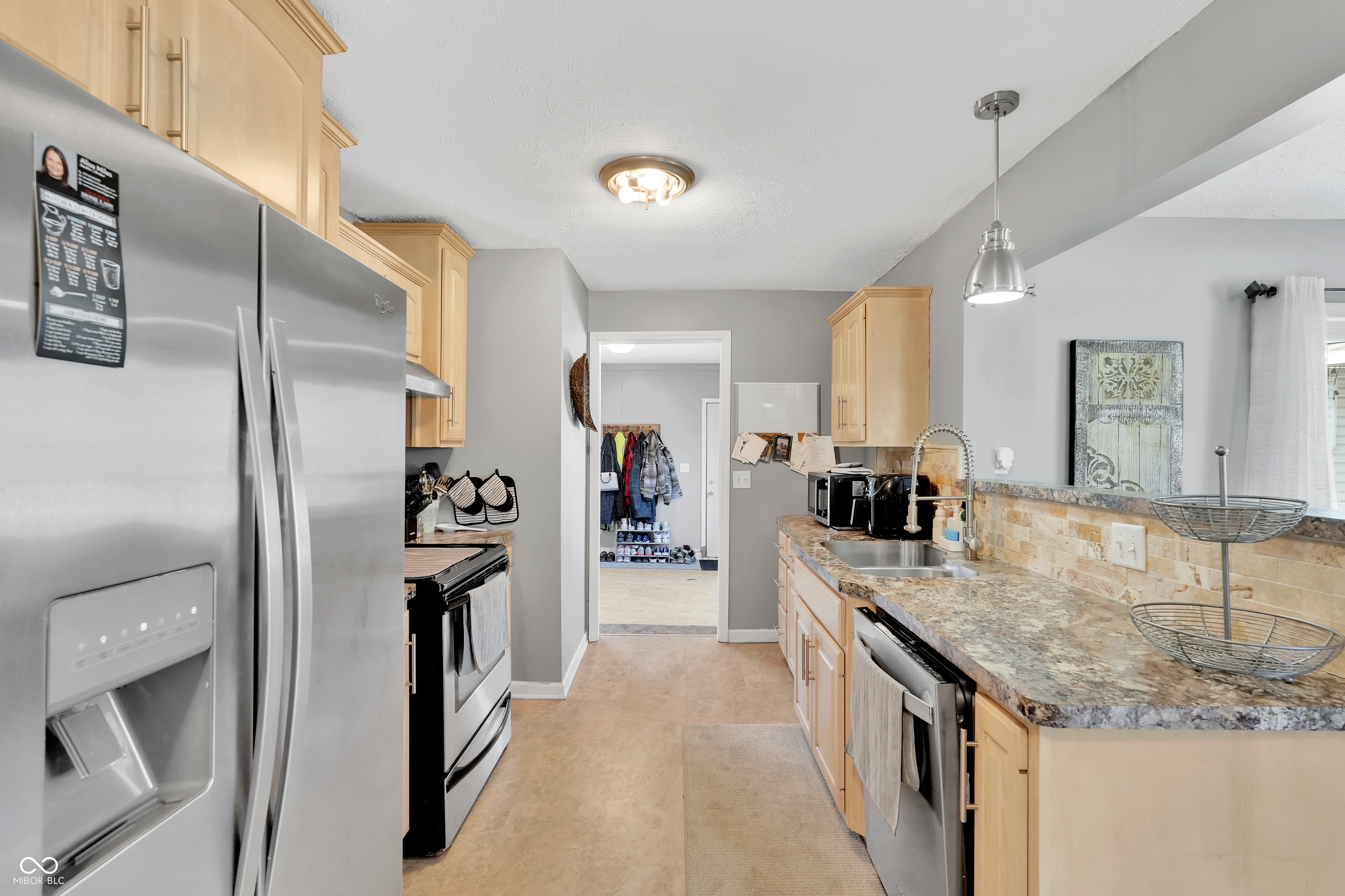 290 Robb Hill Road Martinsville, IN 46151 - Photo 9 of 51