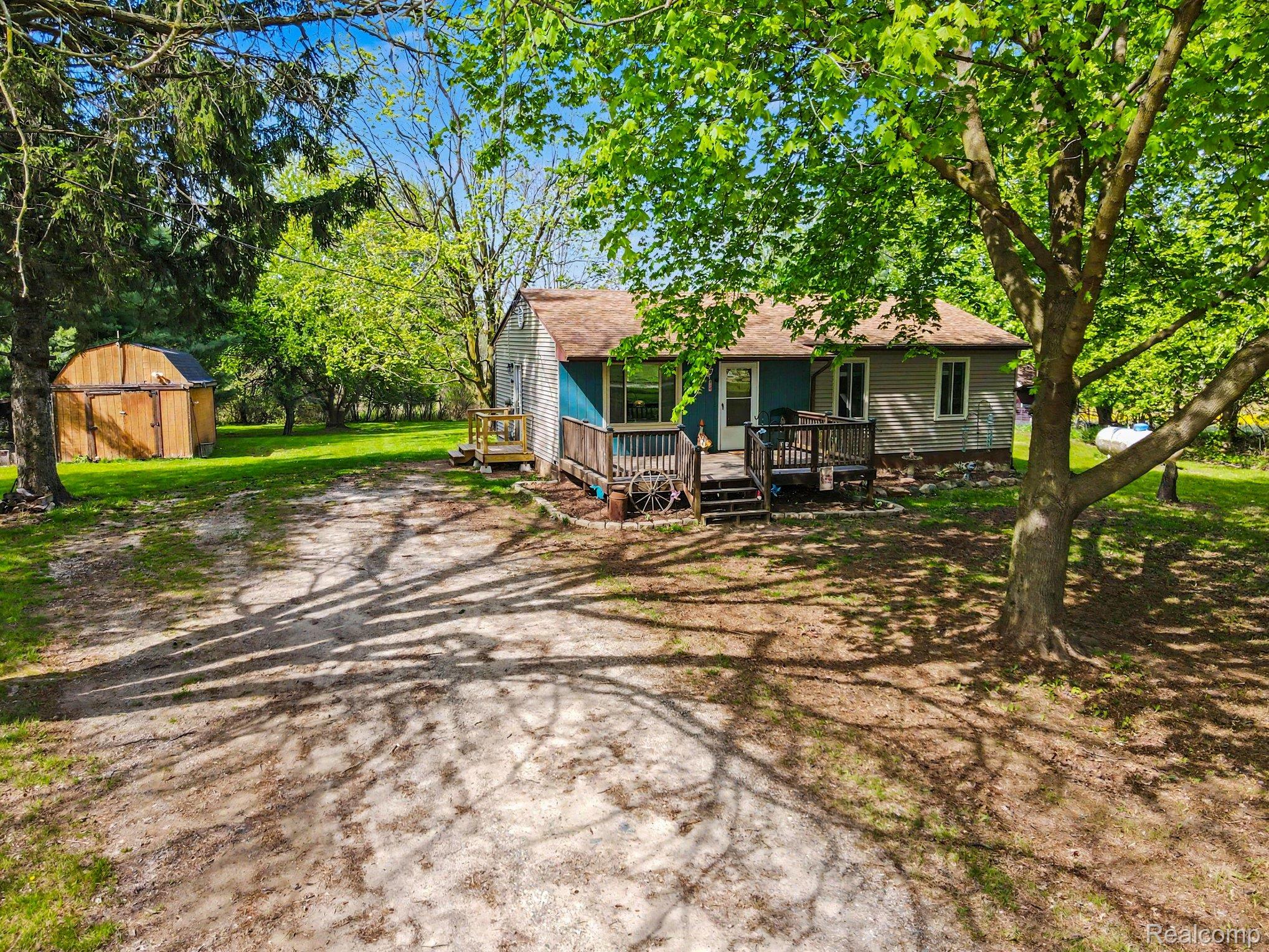 4623 West Lovejoy Road Byron, MI 48418 - Photo 18 of 21 018_file_1764.jpg