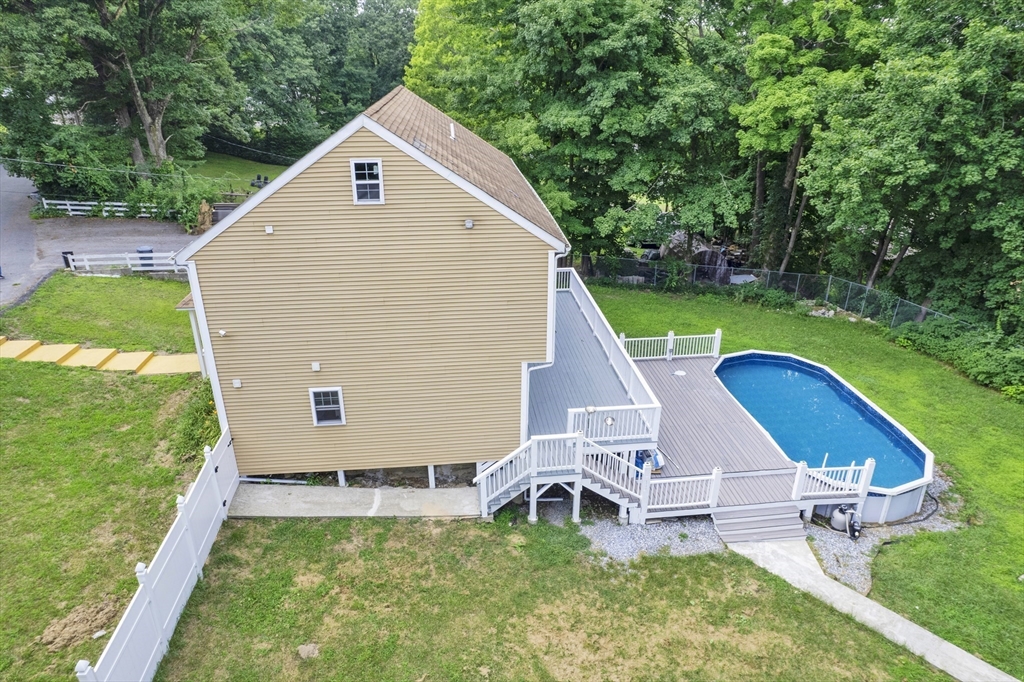 71 Tobin Road Leicester, MA 01611 - Photo 2 of 18