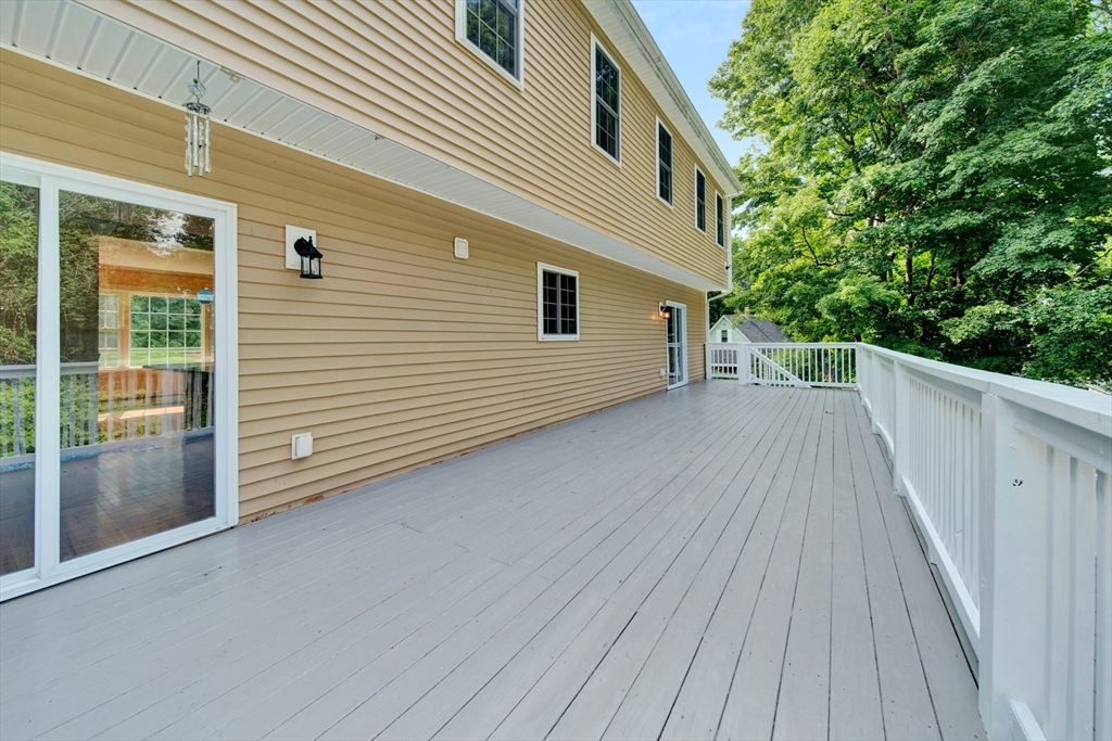 71 Tobin Road Leicester, MA 01611 - Photo 5 of 18