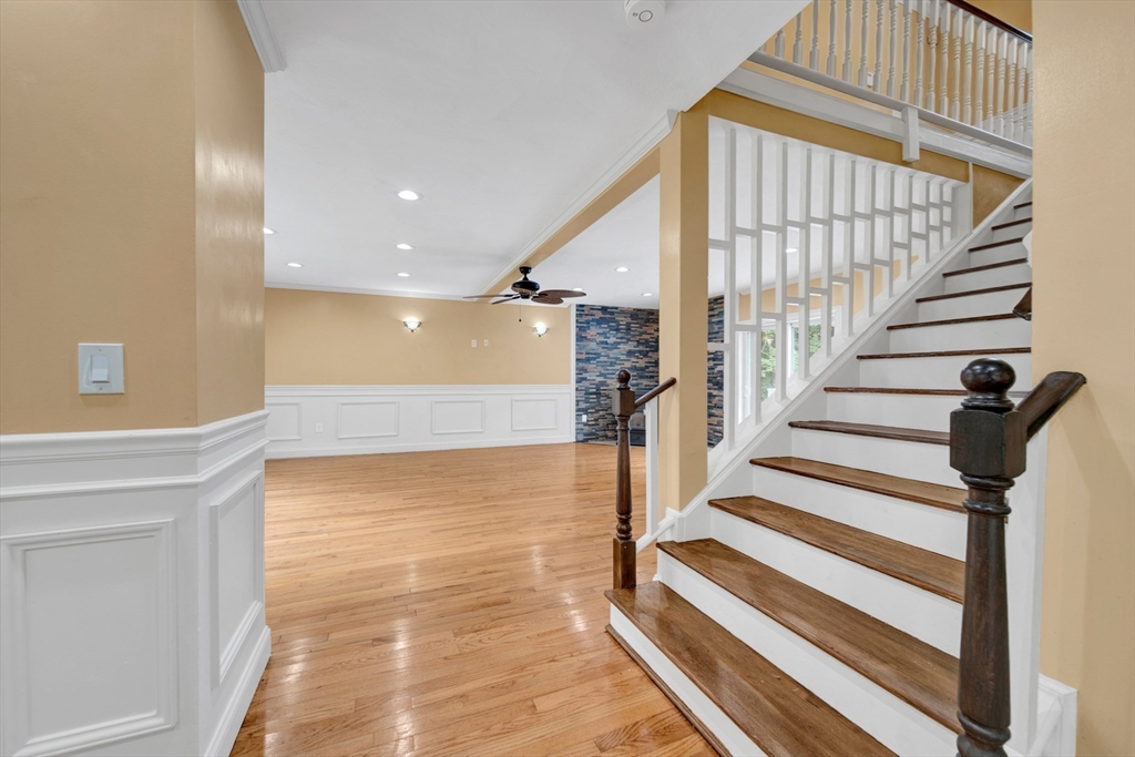 71 Tobin Road Leicester, MA 01611 - Photo 9 of 18