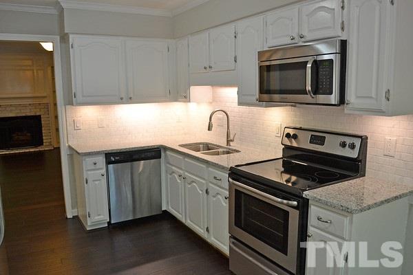 4503 Hamptonshire Drive Raleigh, NC 27613 - Photo 4 of 25