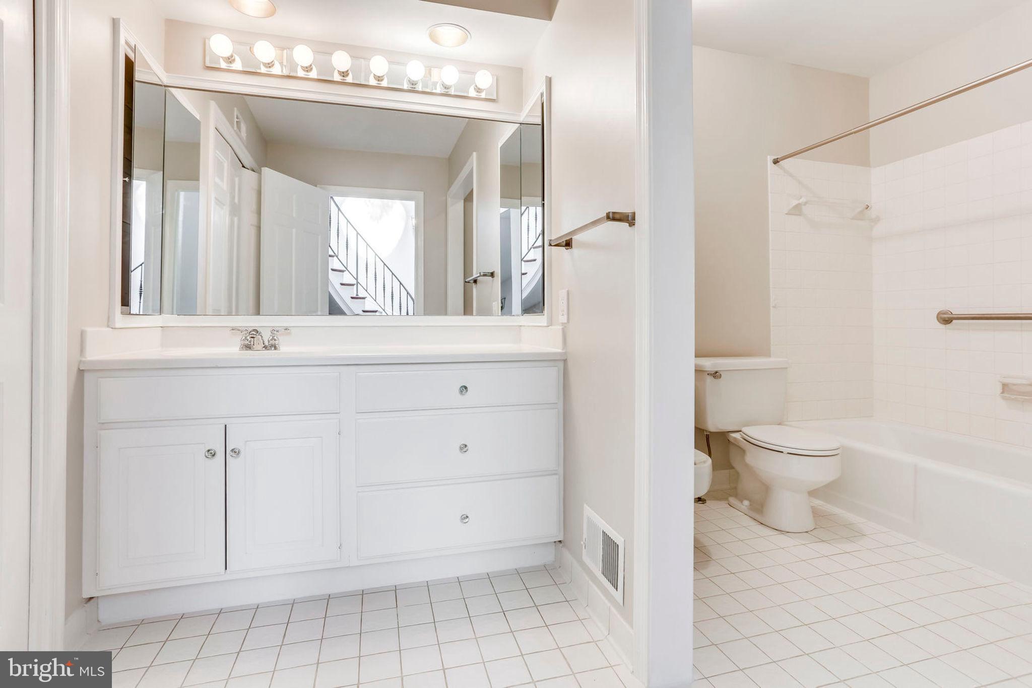2307 North Glebe Road Arlington, VA 22207 - Photo 24 of 35 Master Bath