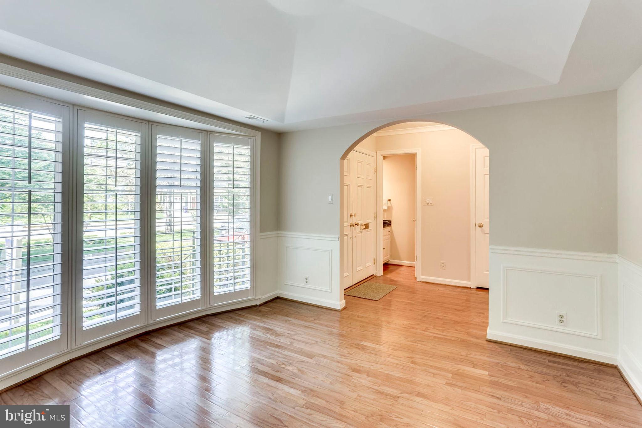 2307 North Glebe Road Arlington, VA 22207 - Photo 8 of 35 Dining room looking into entry and powder room
