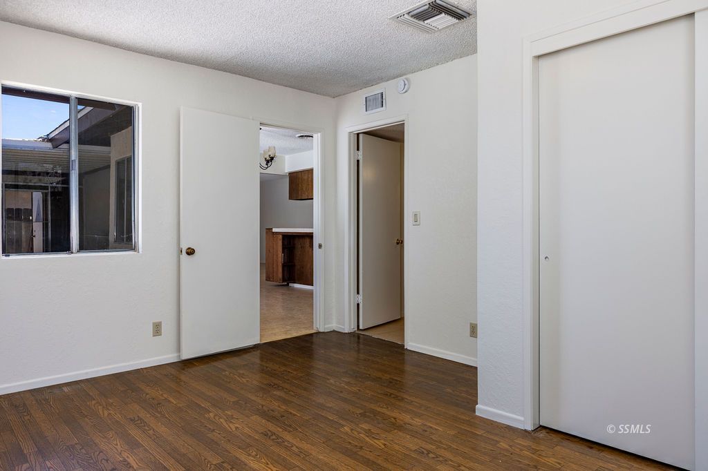 230 Larkspur Street Ridgecrest, CA 93555 - Photo 19 of 39