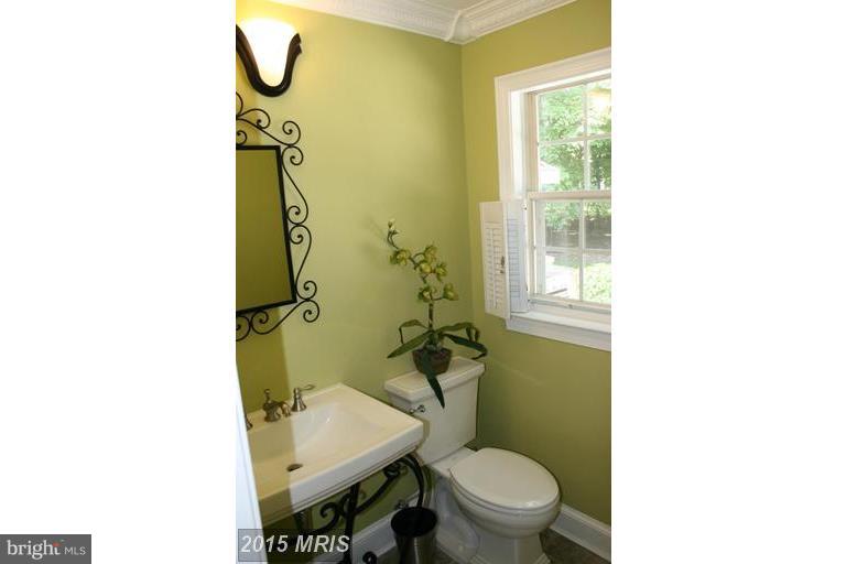 11376 Old Hopkins Road Clarksville, MD 21029 - Photo 10 of 31