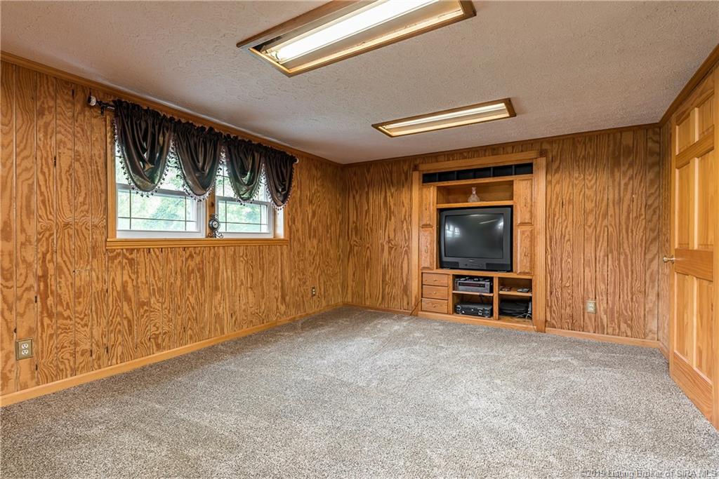 2501 Budd Road New Albany, IN 47150 - Photo 19 of 39