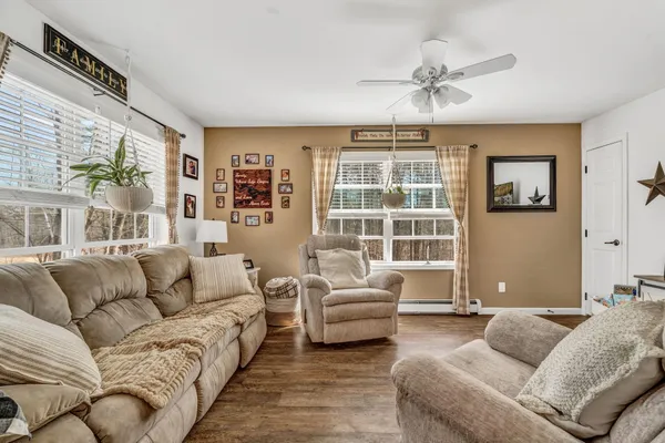 $370,000 | 16 Death Valley Road, Minot, ME 04258