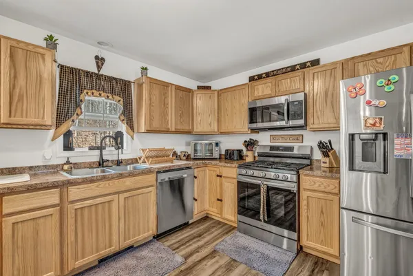 $370,000 | 16 Death Valley Road, Minot, ME 04258
