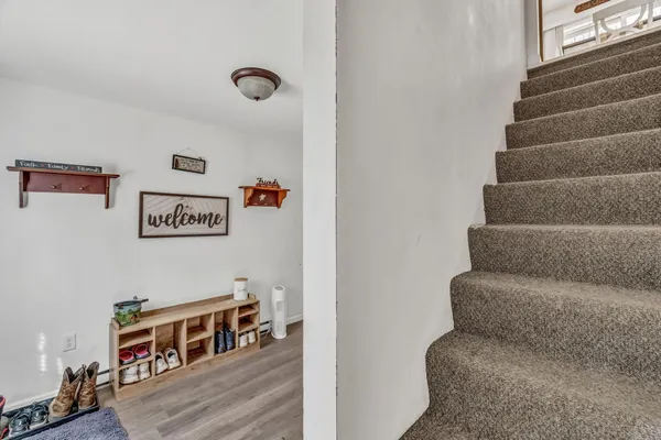 $370,000 | 16 Death Valley Road, Minot, ME 04258