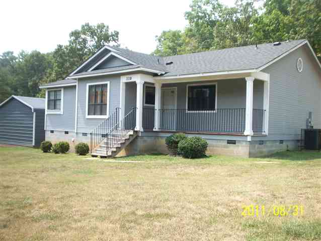 220 State Rd S-4-488 Anderson, SC 29621 - Photo 1 of 12