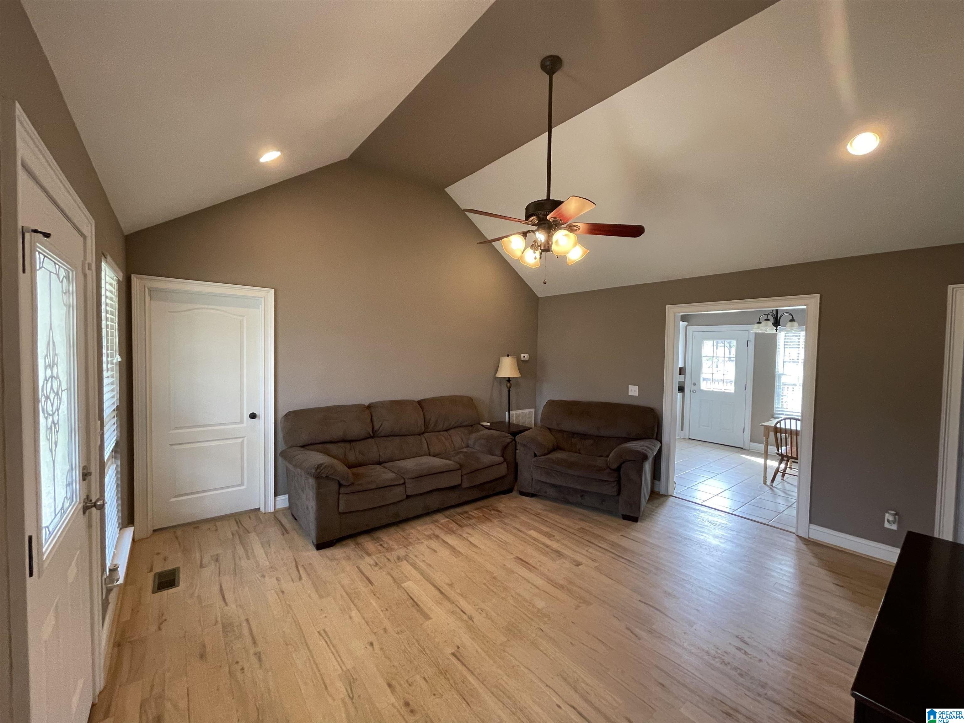 133 Joiner Road Hayden, AL 35079 - Photo 5 of 22