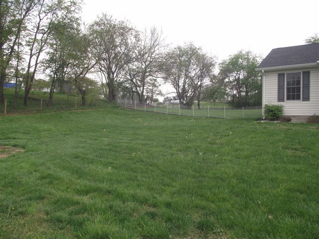 2221 Manning Road Northeast Roanoke, VA 24012 - Photo 13 of 13 fenced backyard
