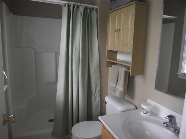 2221 Manning Road Northeast Roanoke, VA 24012 - Photo 10 of 13 bath 2
