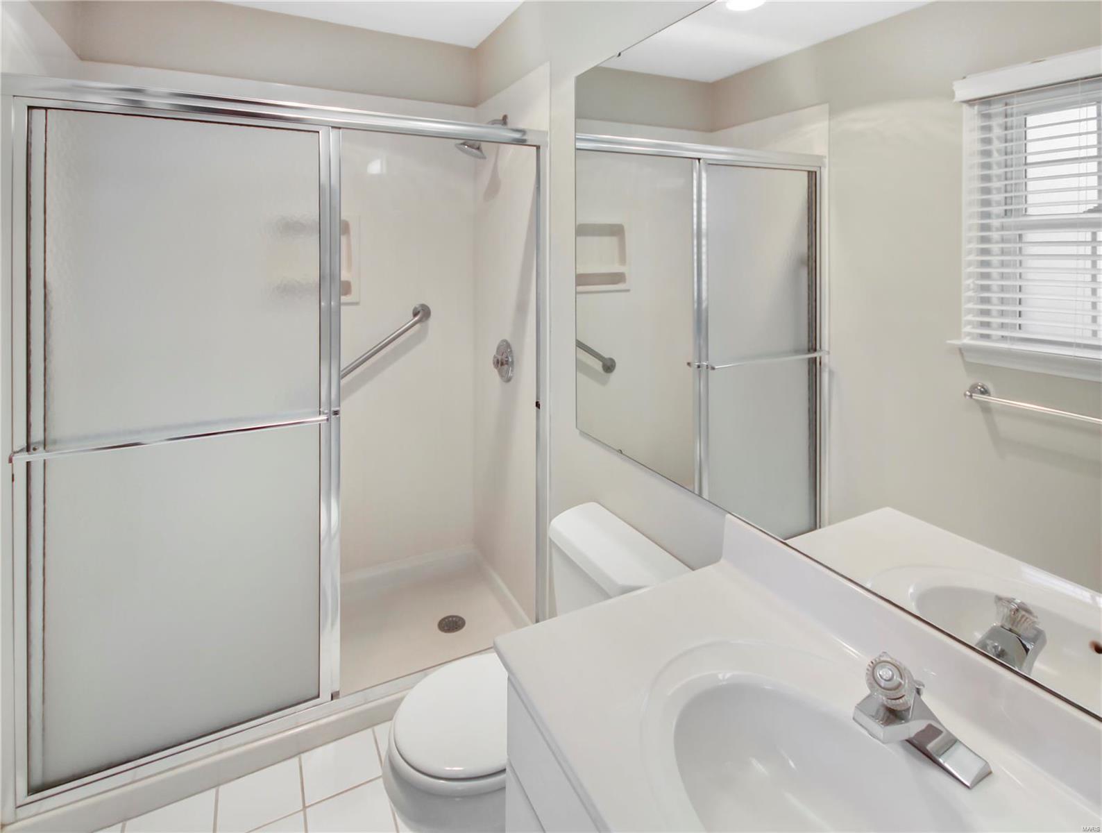 509 Randy Drive St. Louis, MO 63141 - Photo 14 of 24 Gallery Image 14