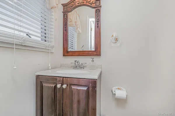 $3,900 | 317 Darlington Avenue, Unit 2 | Huguenot