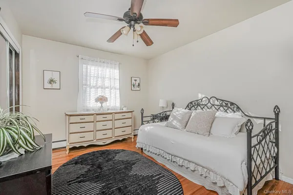 $3,900 | 317 Darlington Avenue, Unit 2 | Huguenot